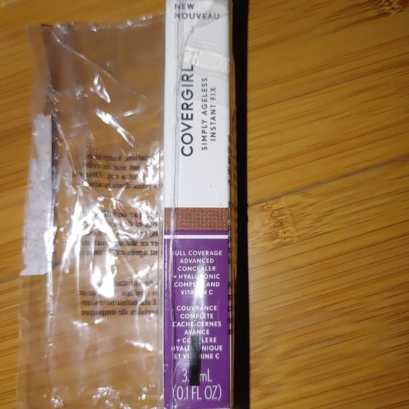 ʕ·ᴥ·ʔCOVERGIRL Simply Ageless Instant Fix Advanced Concealer - Picture 5 of 5